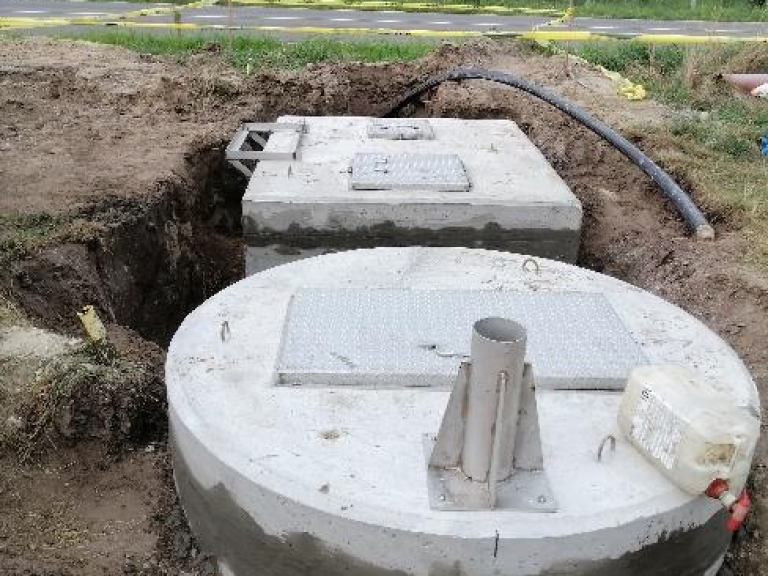 Komarom-KEHOP-szennyvizat-007