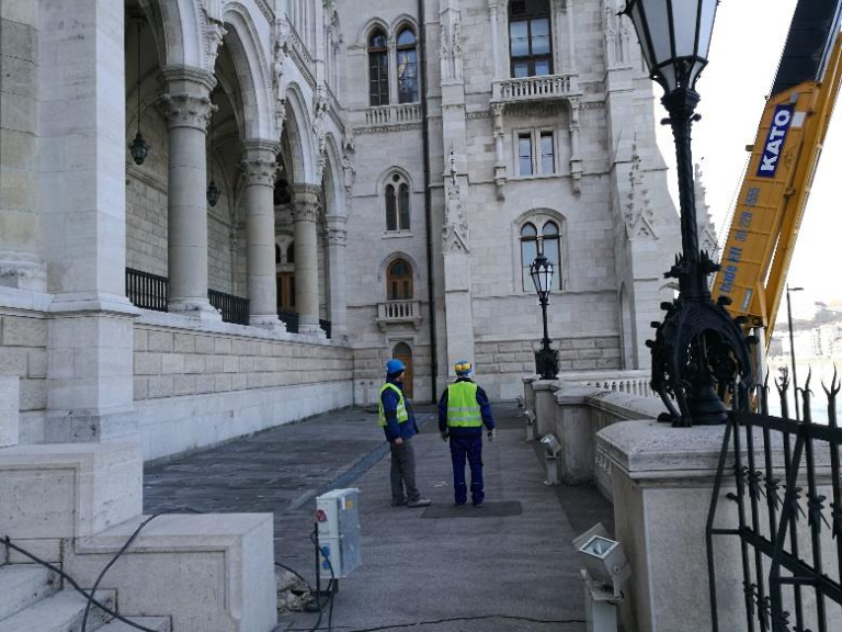 Orszaghaz-deli-terasz-006